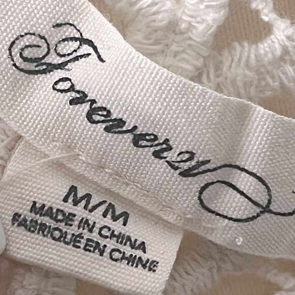 Forever 21 Cropped Floral Lace Top - Picture 7 of 7